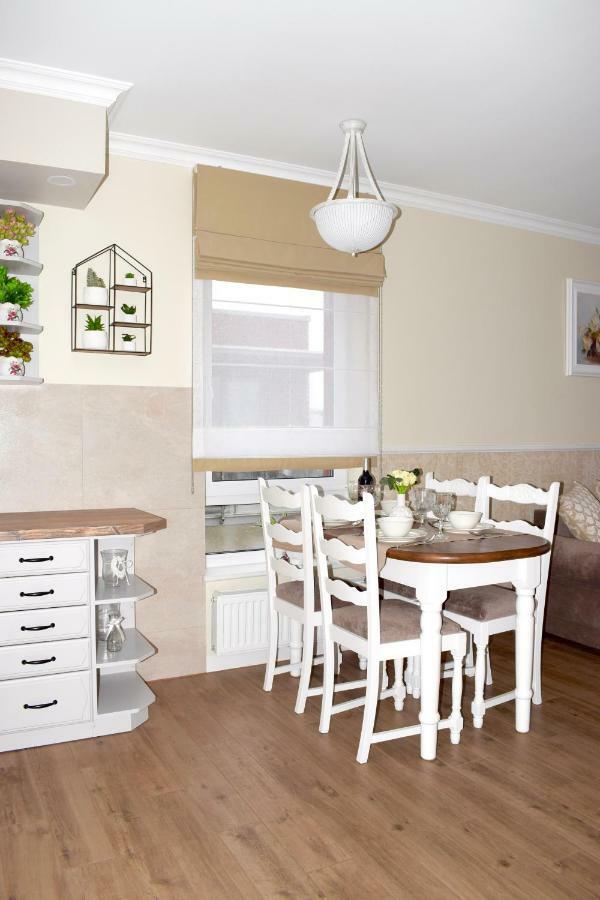 Kolobrzeg Apartament 2 Pokojowy Bursztynowe Apartment Екстериор снимка